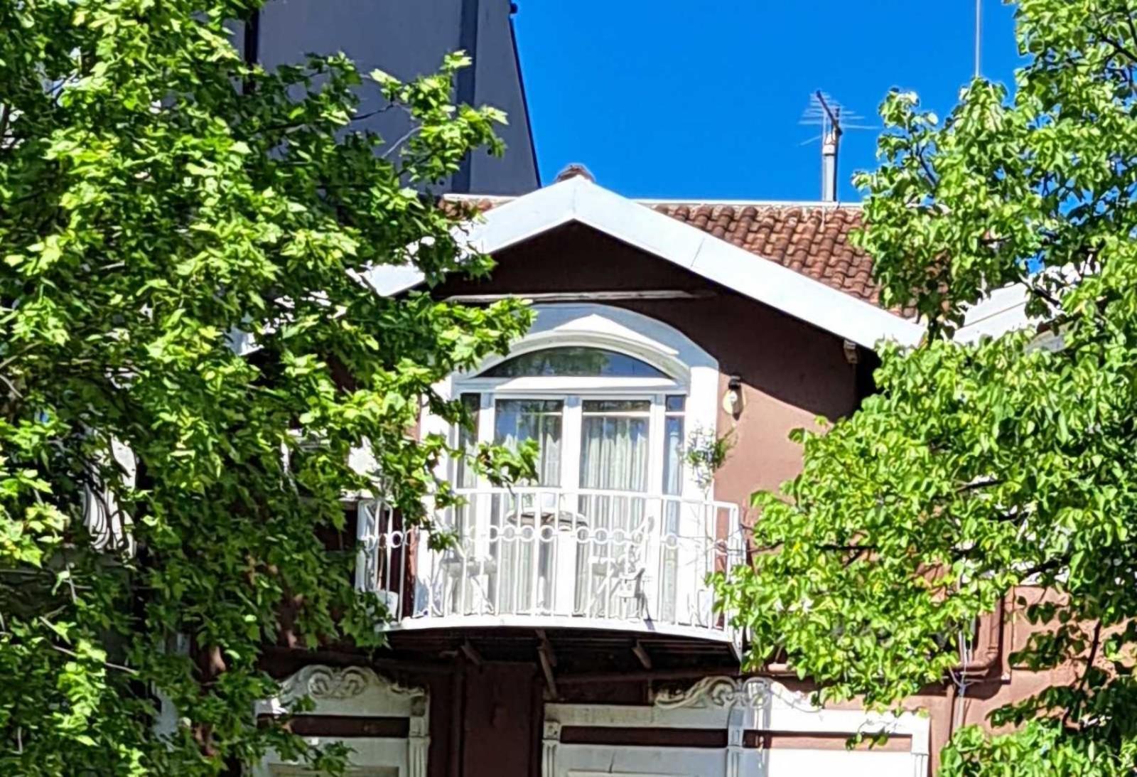 Gallery Apartment Podgorica Exterior foto