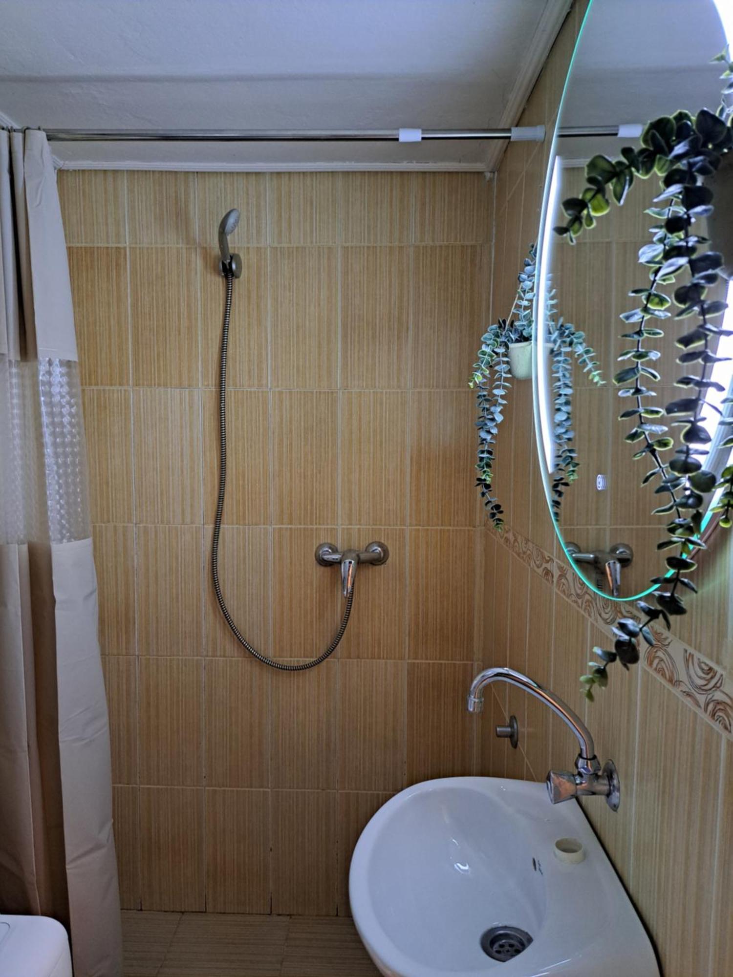 Gallery Apartment Podgorica Exterior foto